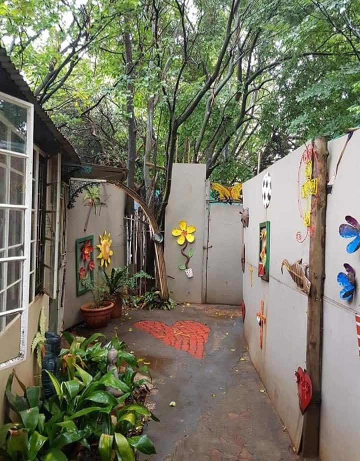 Paljas Backpackers Hotel Potchefstroom Exterior photo
