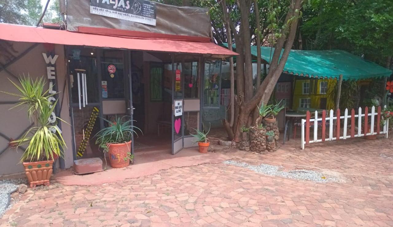 Paljas Backpackers Hotel Potchefstroom Exterior photo