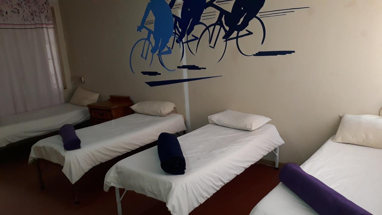 Paljas Backpackers Hotel Potchefstroom Exterior photo